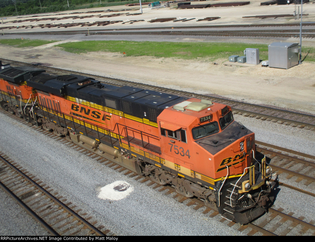 BNSF 7534